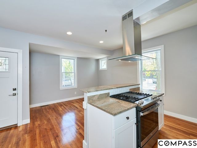 145 Pearl Street 145, Cambridge, MA 02139