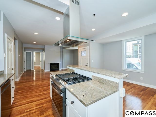 145 Pearl Street 145, Cambridge, MA 02139