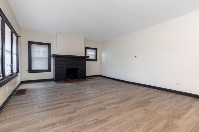 2316 Cleveland Avenue, Columbus, OH 43211