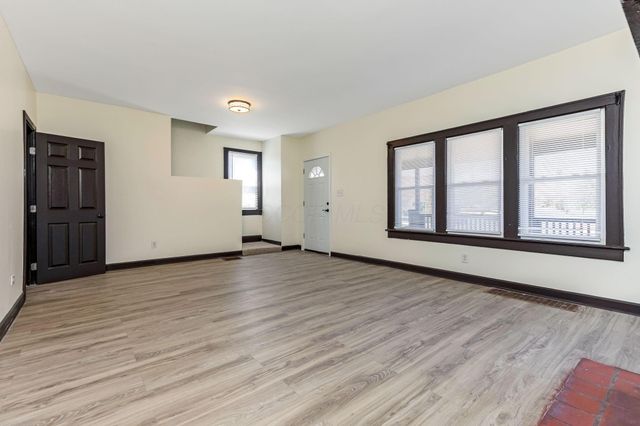 2316 Cleveland Avenue, Columbus, OH 43211