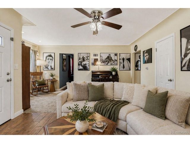 2986 S Downing St, Englewood, CO 80113