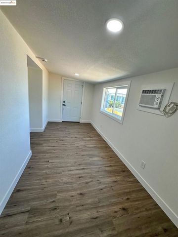 3301 Buchanan Rd, Antioch, CA 94509