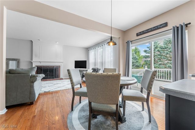 2327 Crockett Circle, Stow, OH 44224