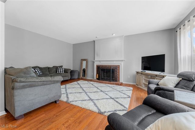 2327 Crockett Circle, Stow, OH 44224