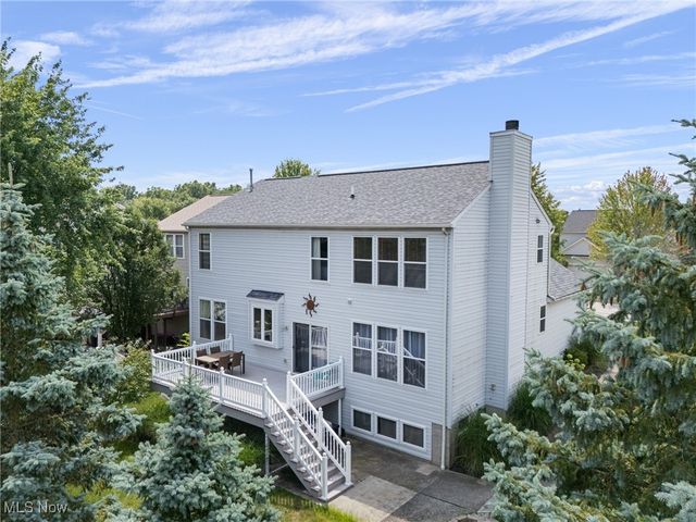 2327 Crockett Circle, Stow, OH 44224