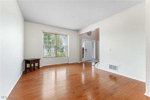 2327 Crockett Circle, Stow, OH 44224