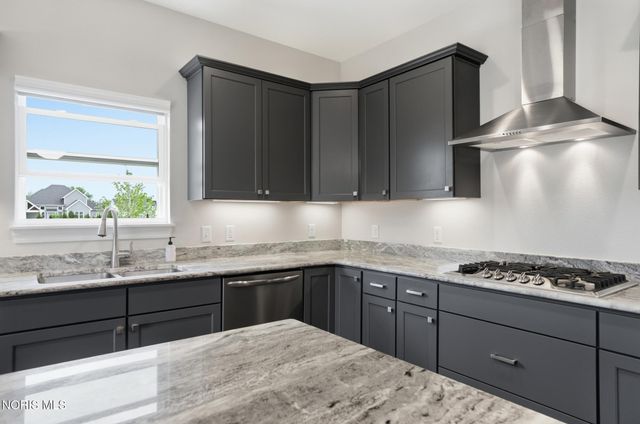 2919 Setter Point Drive, Maumee, OH 43537