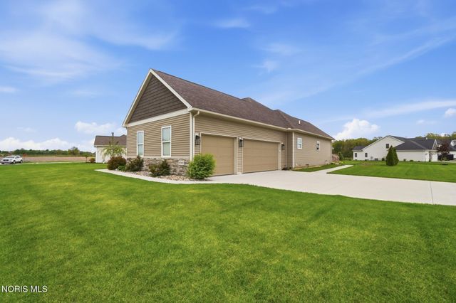 2919 Setter Point Drive, Maumee, OH 43537