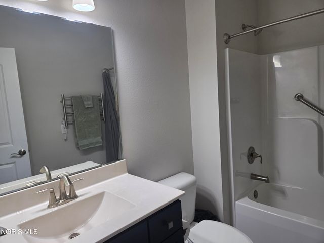 2919 Setter Point Drive, Maumee, OH 43537