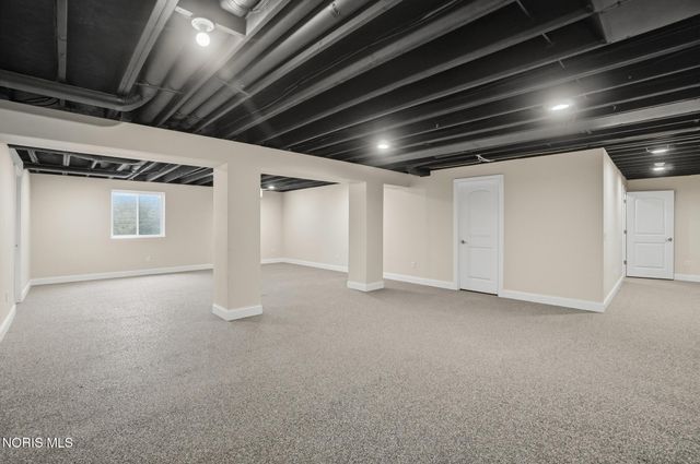 2919 Setter Point Drive, Maumee, OH 43537