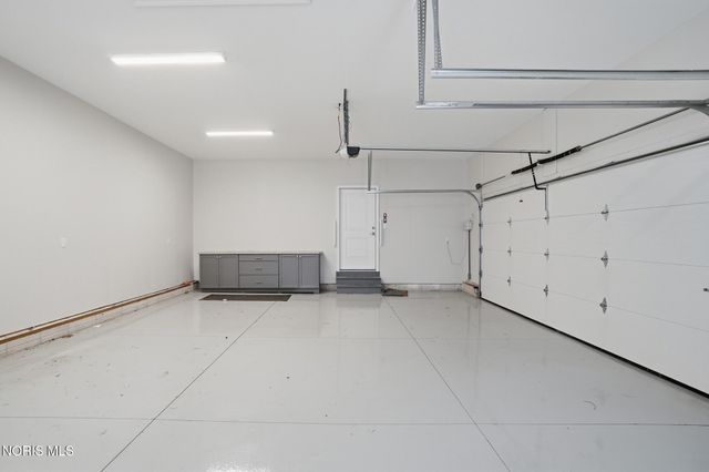 2919 Setter Point Drive, Maumee, OH 43537