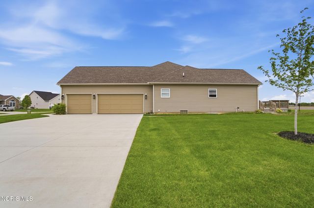 2919 Setter Point Drive, Maumee, OH 43537