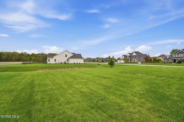 2919 Setter Point Drive, Maumee, OH 43537
