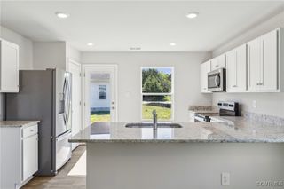 101 Our Way Dr, Kilmarnock, VA 22482
