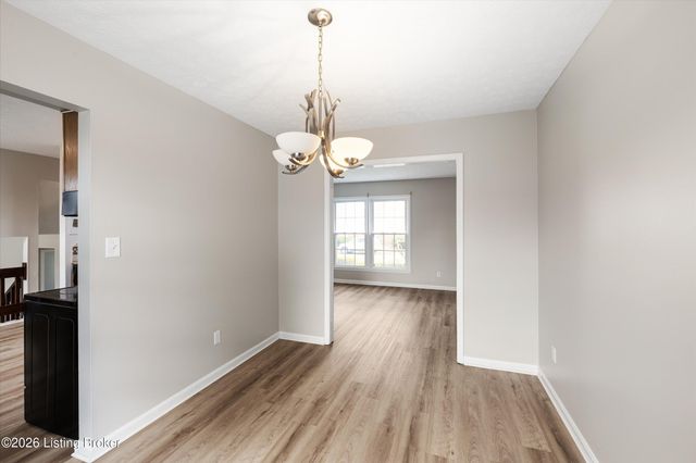 2414 Parkdale Ave, Louisville, KY 40220