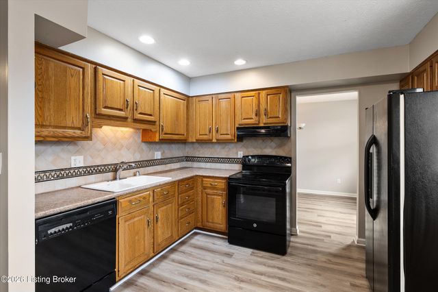 2414 Parkdale Ave, Louisville, KY 40220