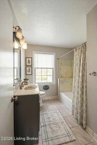 2414 Parkdale Ave, Louisville, KY 40220