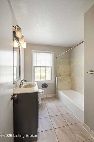 2414 Parkdale Ave, Louisville, KY 40220