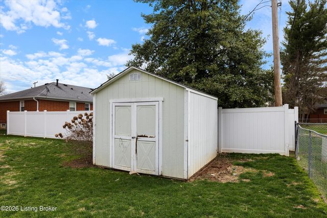 2414 Parkdale Ave, Louisville, KY 40220