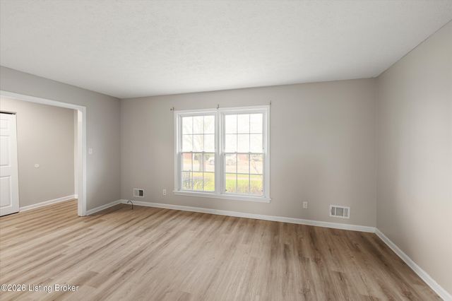 2414 Parkdale Ave, Louisville, KY 40220