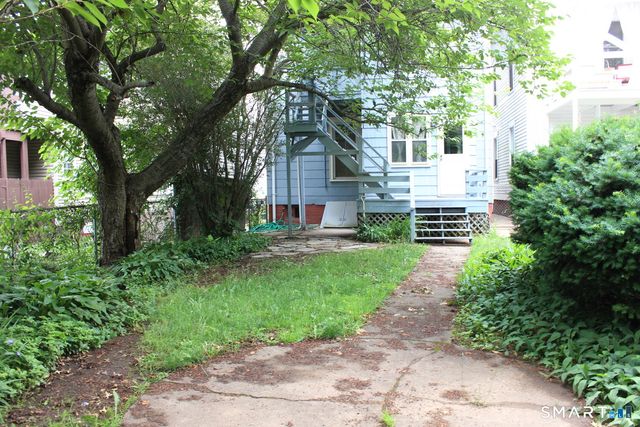 28 Cottage Street 1, New Haven, CT 06511