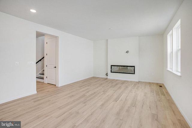 7099 RESOLUTION WAY, Ruther Glen, VA 22546