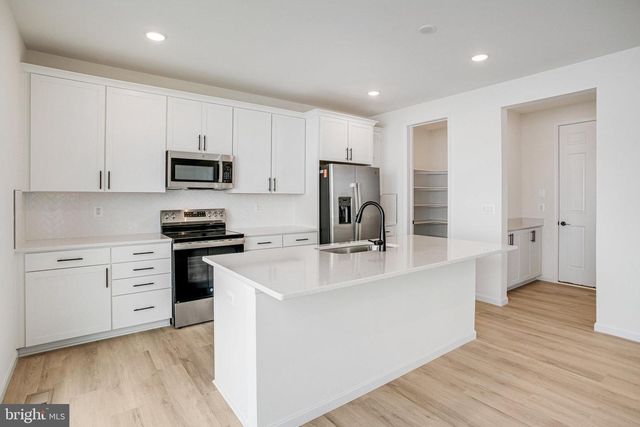 7099 RESOLUTION WAY, Ruther Glen, VA 22546