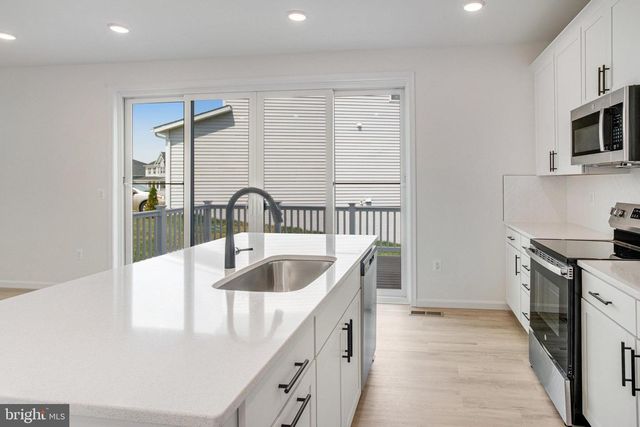 7099 RESOLUTION WAY, Ruther Glen, VA 22546