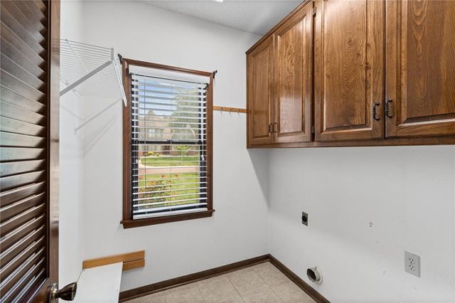 10436 Flint Street, Overland Park, KS 66214