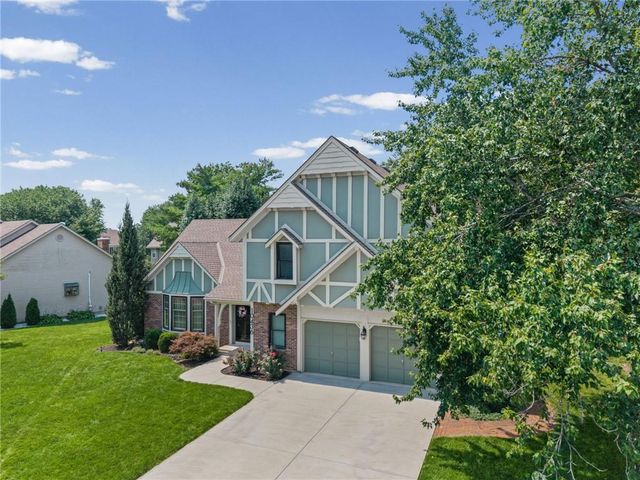 10436 Flint Street, Overland Park, KS 66214