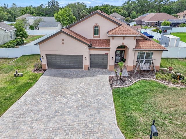 12309 LOOPBACK DRIVE, San Antonio, FL 33576