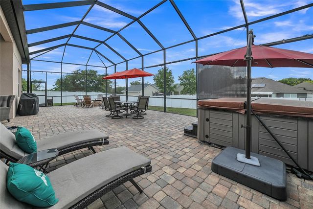 12309 LOOPBACK DRIVE, San Antonio, FL 33576