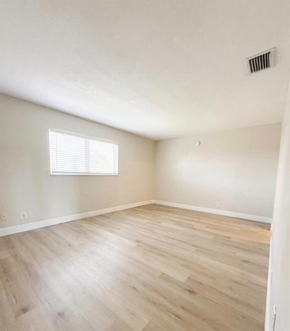 5861 NW 16TH Place 303, Sunrise, FL 33313