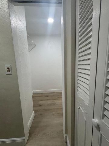 5861 NW 16TH Place 303, Sunrise, FL 33313