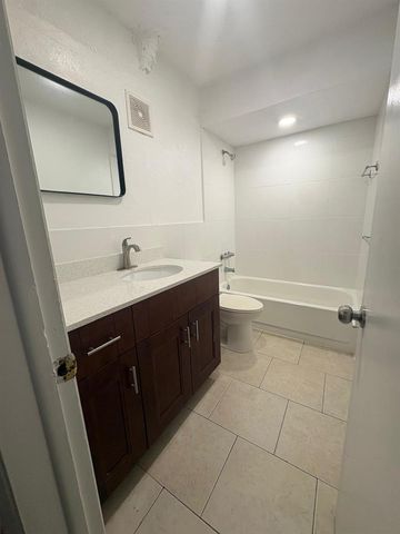 5861 NW 16TH Place 303, Sunrise, FL 33313