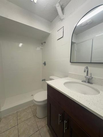 5861 NW 16TH Place 303, Sunrise, FL 33313