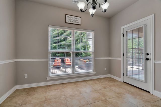 6262 W Persimmon Street, Fayetteville, AR 72704