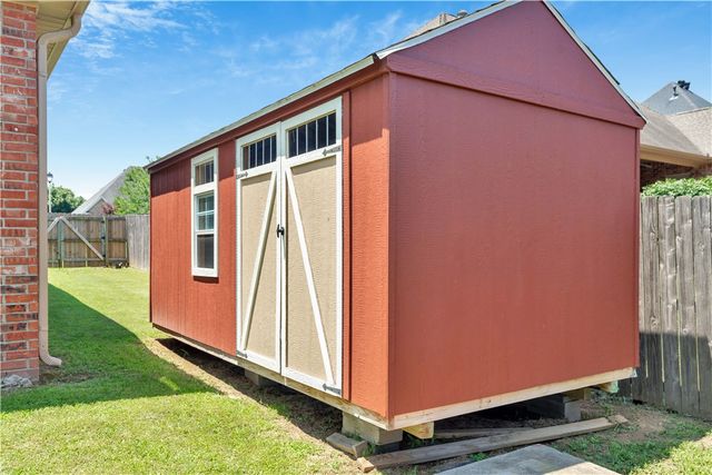6262 W Persimmon Street, Fayetteville, AR 72704