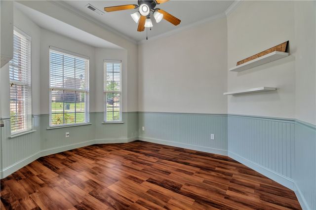6262 W Persimmon Street, Fayetteville, AR 72704