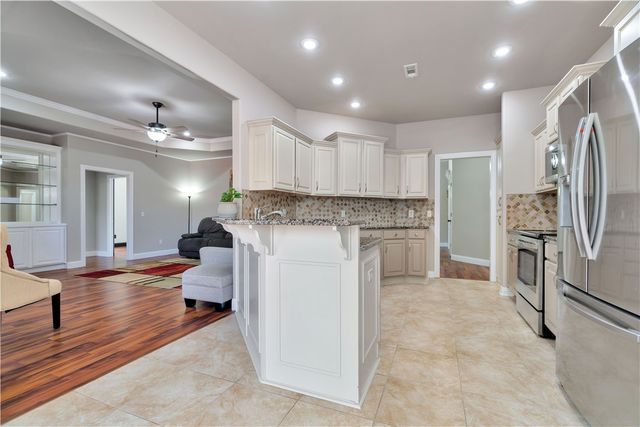 6262 W Persimmon Street, Fayetteville, AR 72704