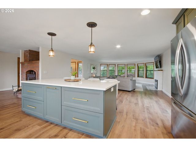 3914 S Cir, Washougal, WA 98671