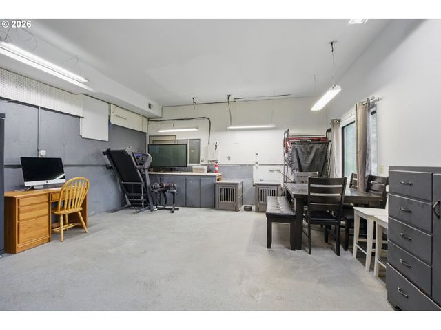 3914 S Cir, Washougal, WA 98671