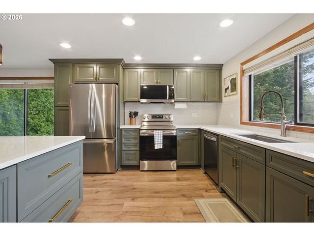 3914 S Cir, Washougal, WA 98671