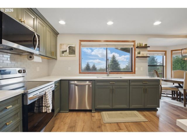 3914 S Cir, Washougal, WA 98671