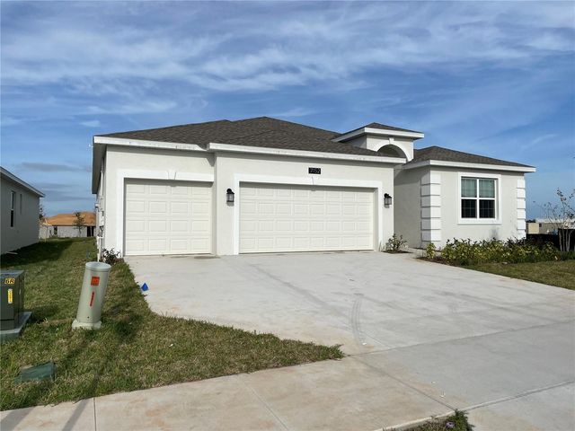 7152 DILLY LAKE AVENUE, Groveland, FL 34736