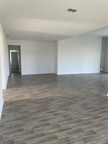 7152 DILLY LAKE AVENUE, Groveland, FL 34736