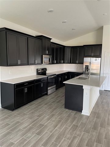 7152 DILLY LAKE AVENUE, Groveland, FL 34736