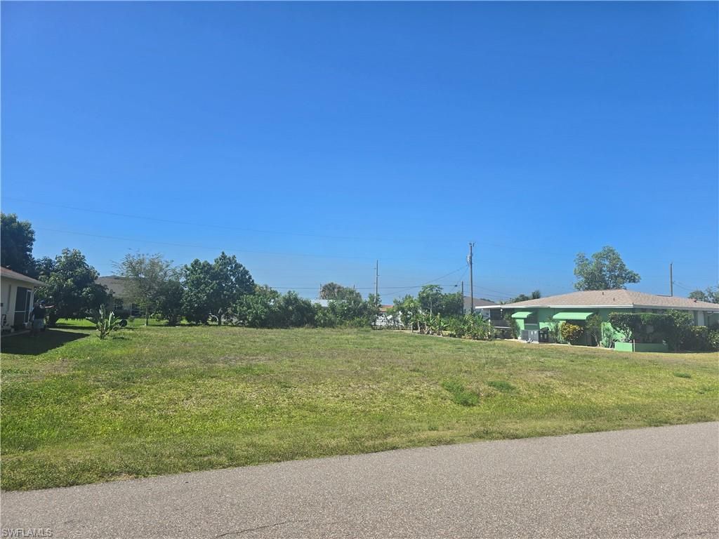 218 SE 47th ST, Cape Coral, FL 33904