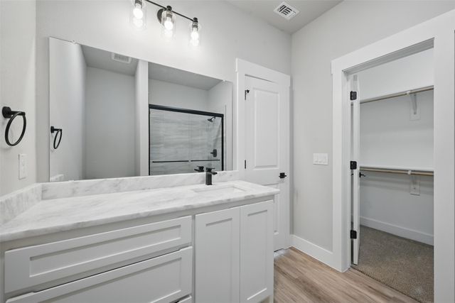 506 Broadway, Whitesboro, TX 76273
