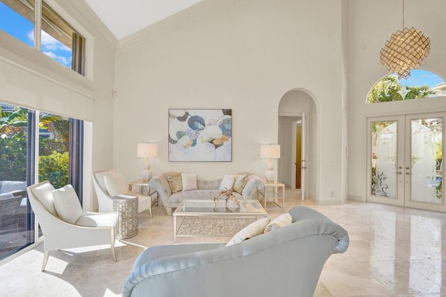 6654 Grande Orchid Way, Delray Beach, FL 33446